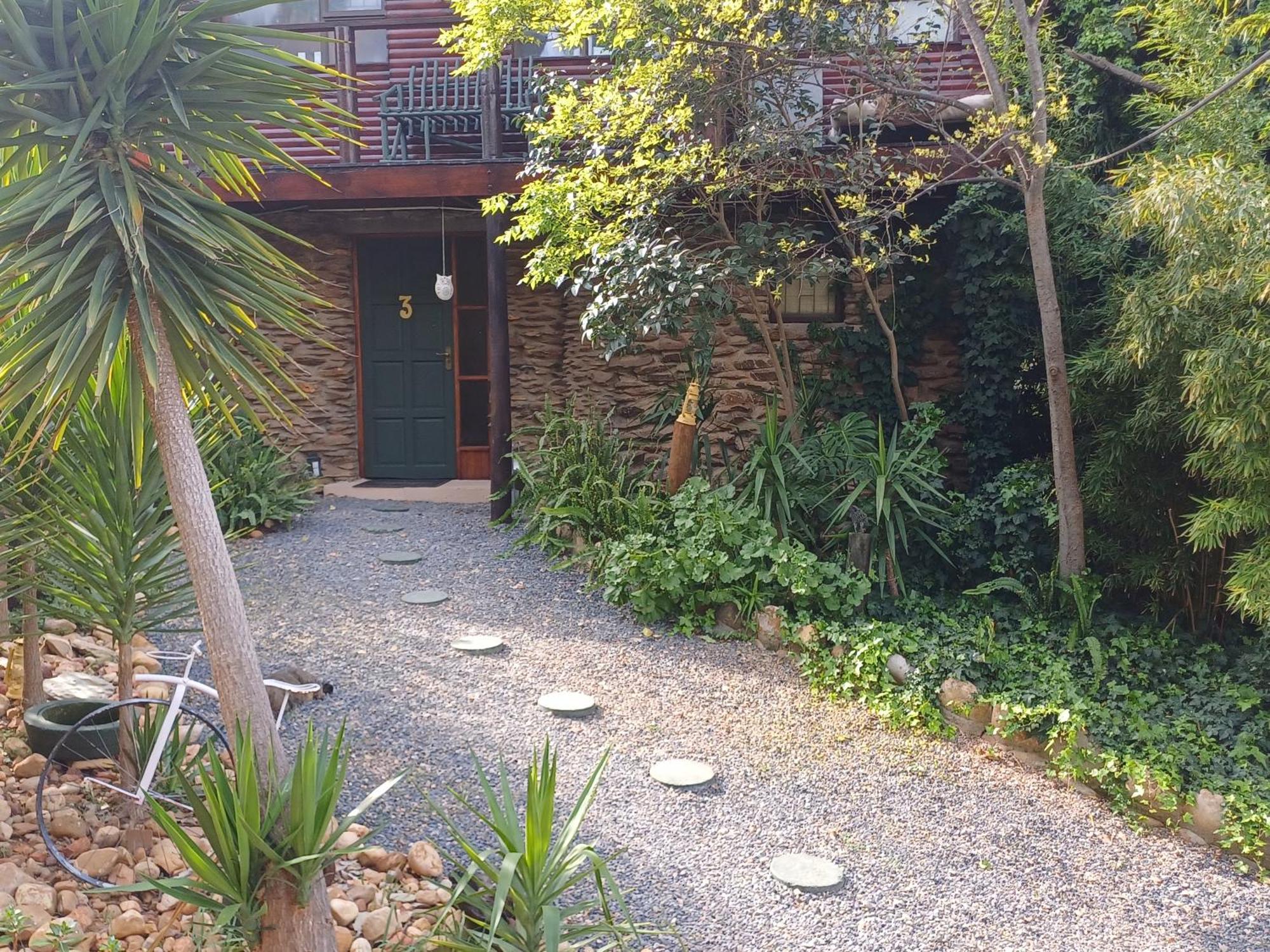 Owl'S Den 2 Appartement Oudtshoorn Buitenkant foto