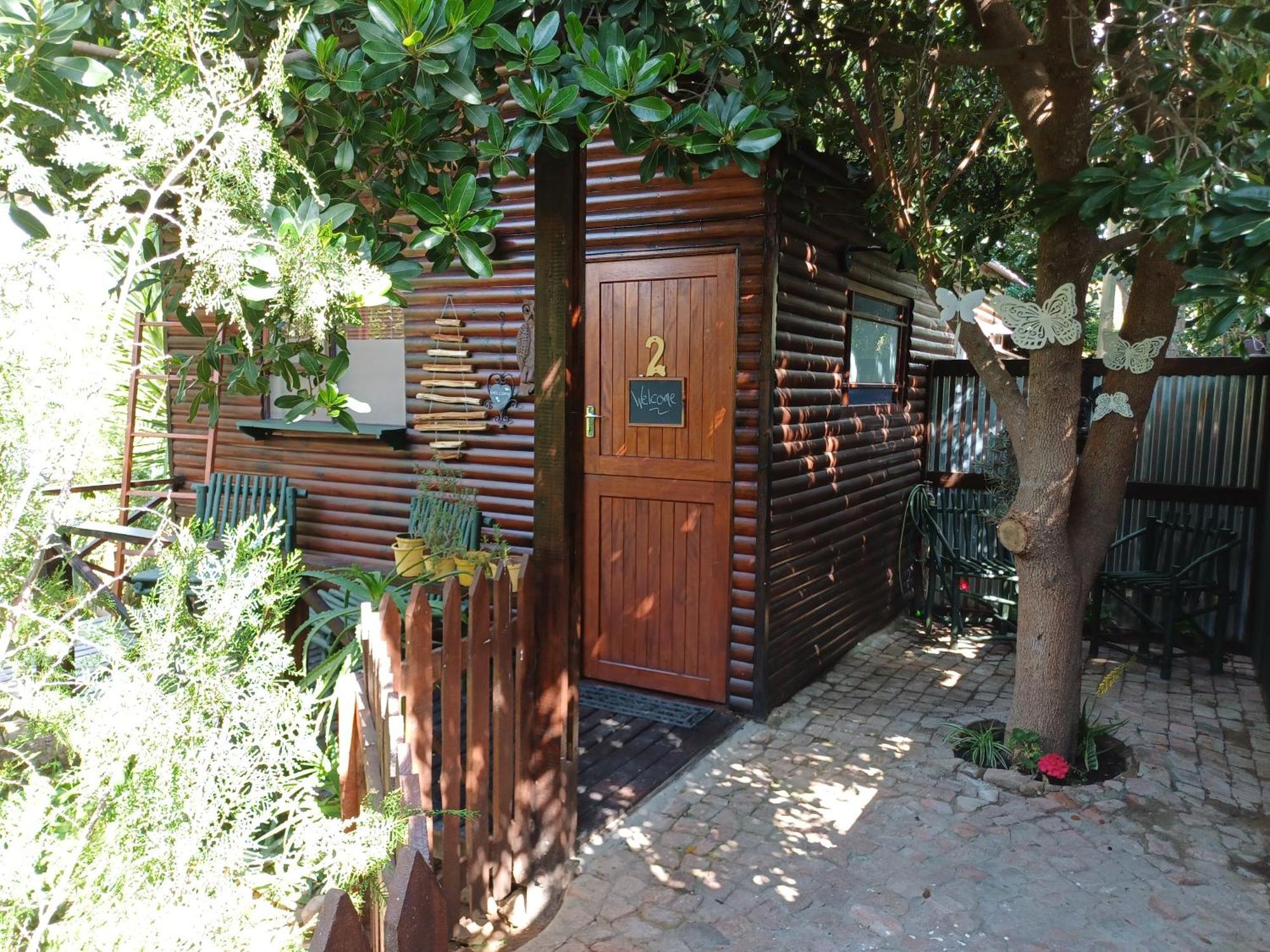 Owl'S Den 2 Appartement Oudtshoorn Buitenkant foto